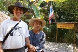 Gavin with Mr Plaek Techaboon … 'we are the world'