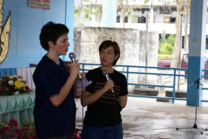 Lena talking to a gathering of farmers and school children, accompanied by Khun Wipa who was translating