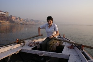 Lena rowing on the Ganges!