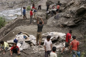 Building a road through one of the most stunningly beautiful valleys in the world, how stupid is that? A road that is a result of economic pressure from China and India, political instability in Nepal, and poorly informed local people living a dream of prosperity in a region made rich by its stunning beauty and people coming to walk and wonder